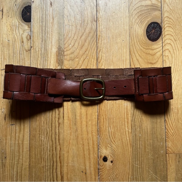 Fossil Leather Belt - Picture 3 of 6